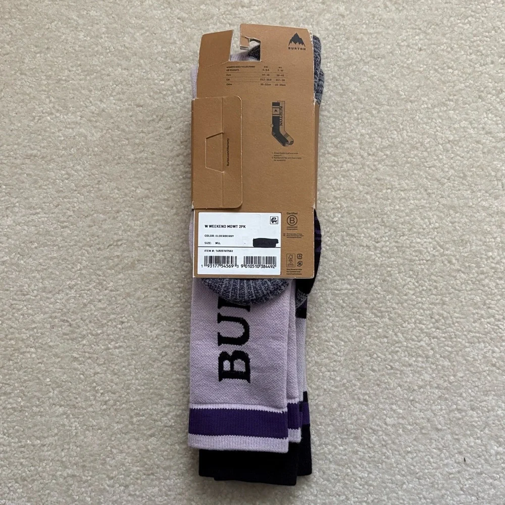NWT Burton Women's Weekend Midweight Ski Socks - 2 Pack. Size M/L.